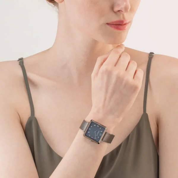 Watch Iconic Square Anthracite Mother-Of-Pearl Milanese Stainless Steel Anthracite | COEUR DE LION Online